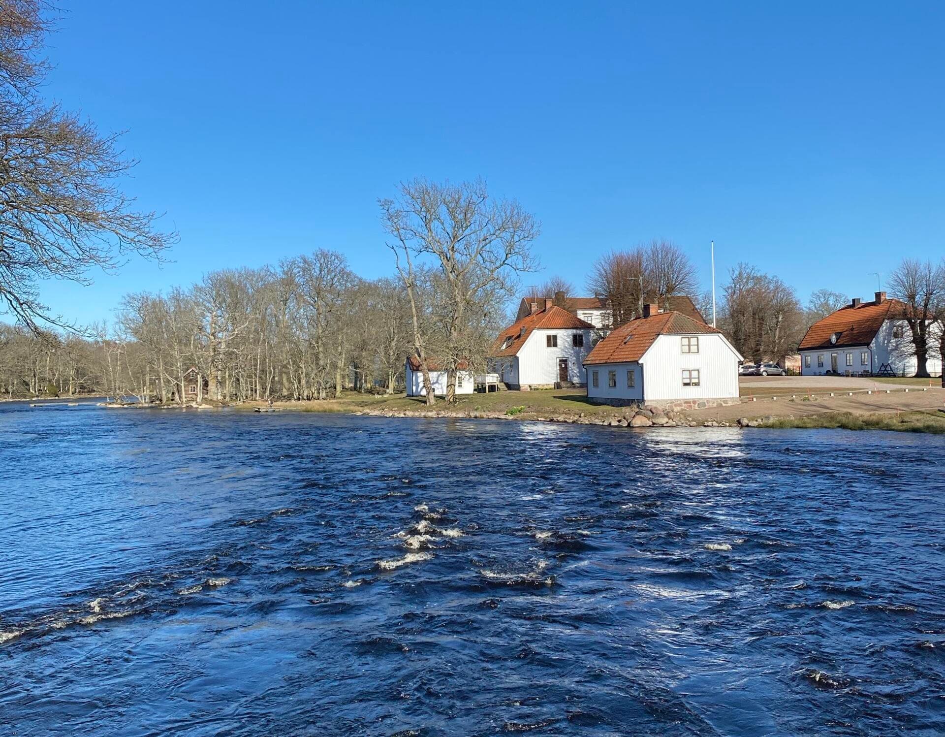 Ems Herrgård / Em
